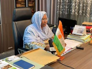 Nigériennes, Nigériens ; Demain 22 mai 2022, le Niger se joindra à la communauté internationale pour célébrer la journée mondiale de la diversité biologique, autour du thème central : « Construire un avenir commun à toutes les formes de vie ». Ce jour est un repère important pour toute l’humanité, car il correspond à la date d’entrée en vigueur de la Convention sur la diversité biologique dans 196 pays, dont le Niger qui l’a signé et ratifié, respectivement le 11 juin 1992 et le 25 juillet 1995. 
